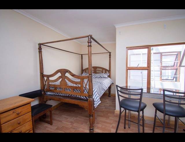 4 BEDROOM HOUSE RENTED IN BO KAAP